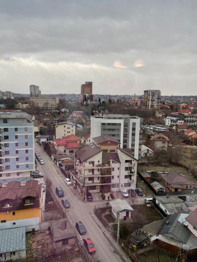 Cloud No. 10 / City Center Iasi Luaran gambar