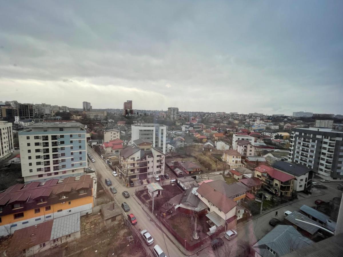 Cloud No. 10 / City Center Iasi Luaran gambar
